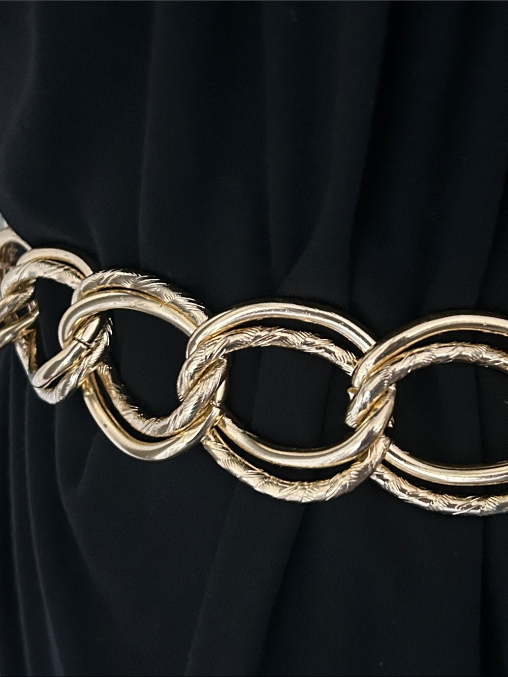 Gold-Tone Double Link Chain Belt | Lightweight Statement Waist Belt | XS–Small - Picture 8 of 12